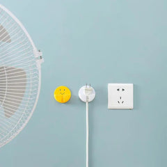 Round Smiley Plug Holder, Lovely Smiley Hook, Nail-free Hook Hanger, New Wall Storage Plug Hook, Creative Multifunction Plug Hook, Strong Traceless Hook, Power Cord Holder Storage Hook