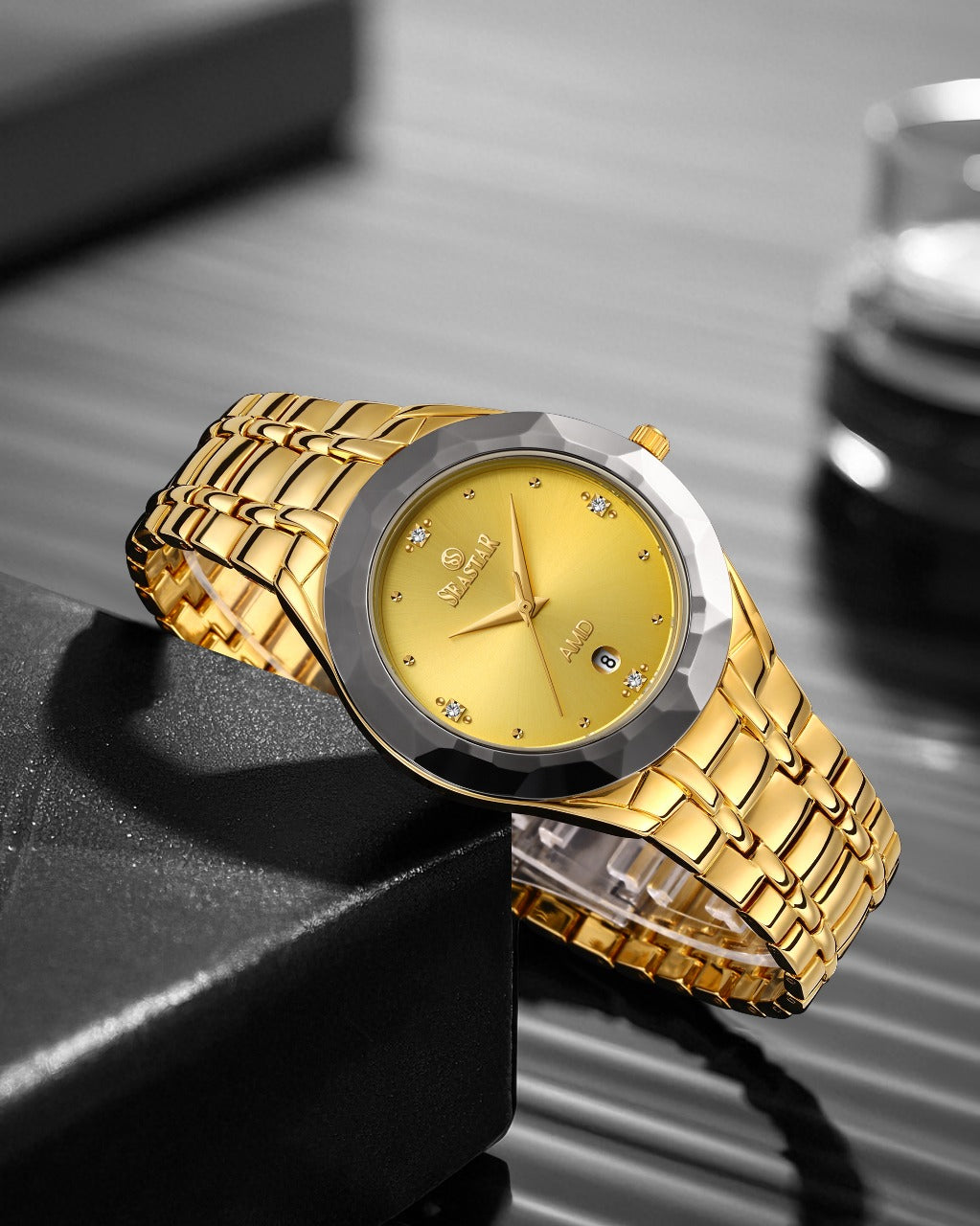 Seastar SS-2404M Men’s Two Tone Crystal Stainless Steel Watch