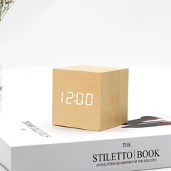 Wooden Led Smart Alarm Clock, Cube Digital Alarm Clock, Mini Digital Cube Alarm Clock, Modern Square Design Wood Grain Clock, Cube Clock For Bedrooms, Kids, Living Room, Kitchen
