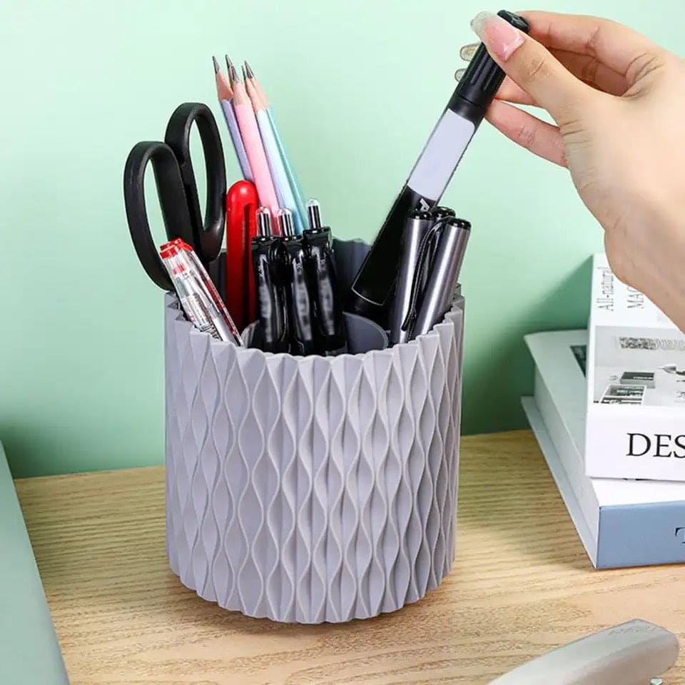Makeup Bucket Organizer, Multifunctional Rotating Pencil Makeup Brush Holder, Hollow Multiuse Organizer, Non-slip Round Multi Grid Desktop Sundries Pencil Holder, Lipstick Eyebrow Pencil Holder, Desktop Makeup Brush Storage Bucket