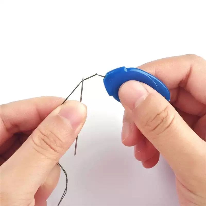 3 Pcs Easy Needle Thumb Threader, Automatic Thread Sweing Tool, Threader Elderly Guide Needle Easy Device