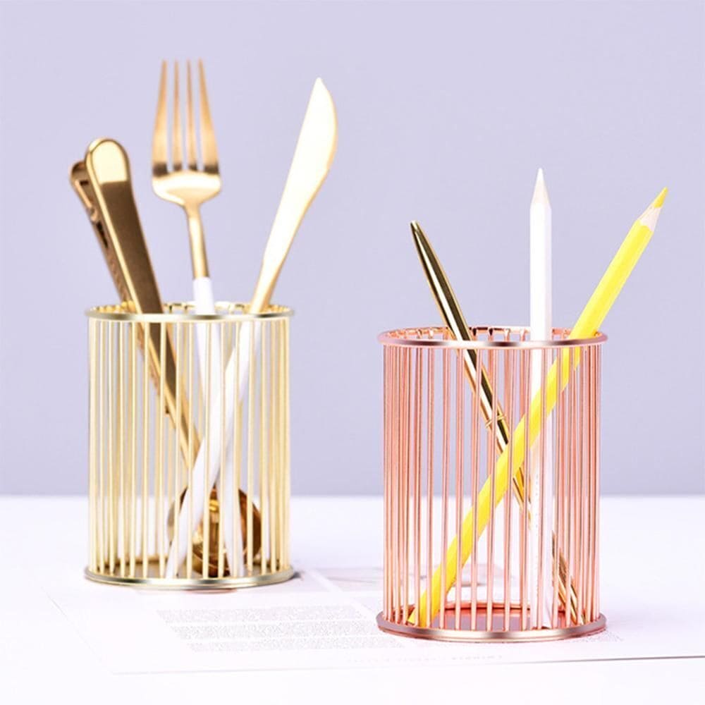 Wire Mesh Pen Holder, Metal Desktop Pen Holder, Round Stick Cylinder Pen Pencil, Makeup Brush Holder, Desktop Storage Box for Office Home, Metal Hollow Out Pen Holder for Desk, Desktop Accessories Wire Makeup Brush Holder